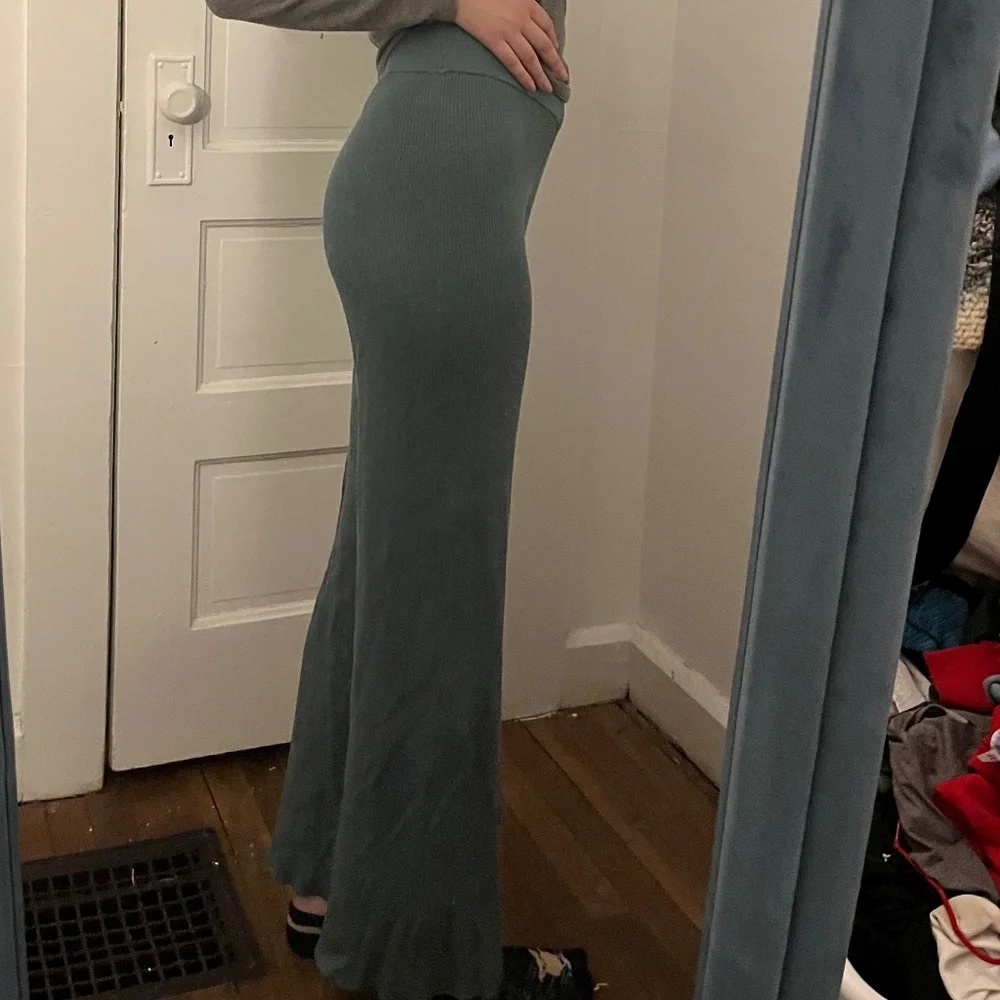 Green Sweater Lounge Pants - Picture 1 of 4